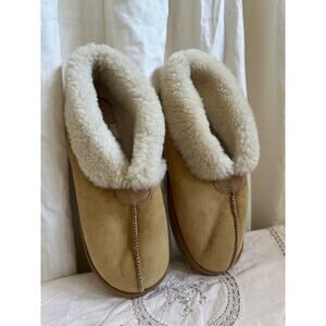 Men’s slippers Cozy Sheepskin Lined Chestnut Shoes Sz 12 suede genuine shearling